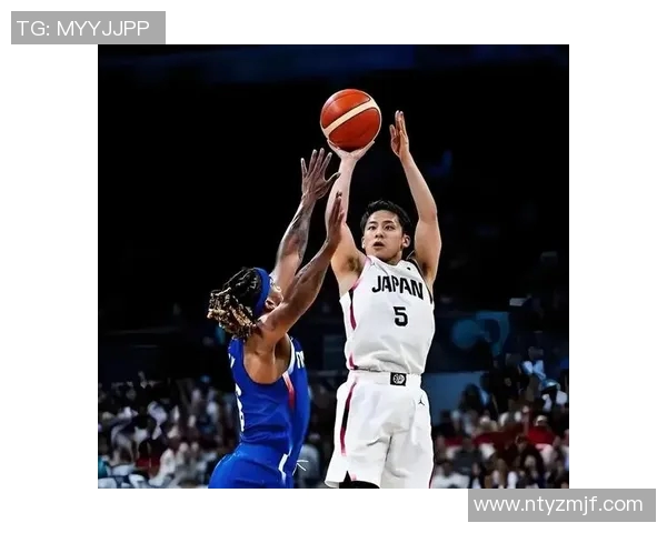 加西亚：从夏季联赛统治到NBA新秀的蜕变，52%投篮命中率闪耀关键比赛