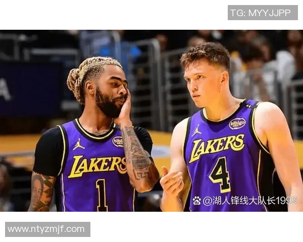 2006年湖人与雷霆的激烈对决回顾与精彩瞬间分析